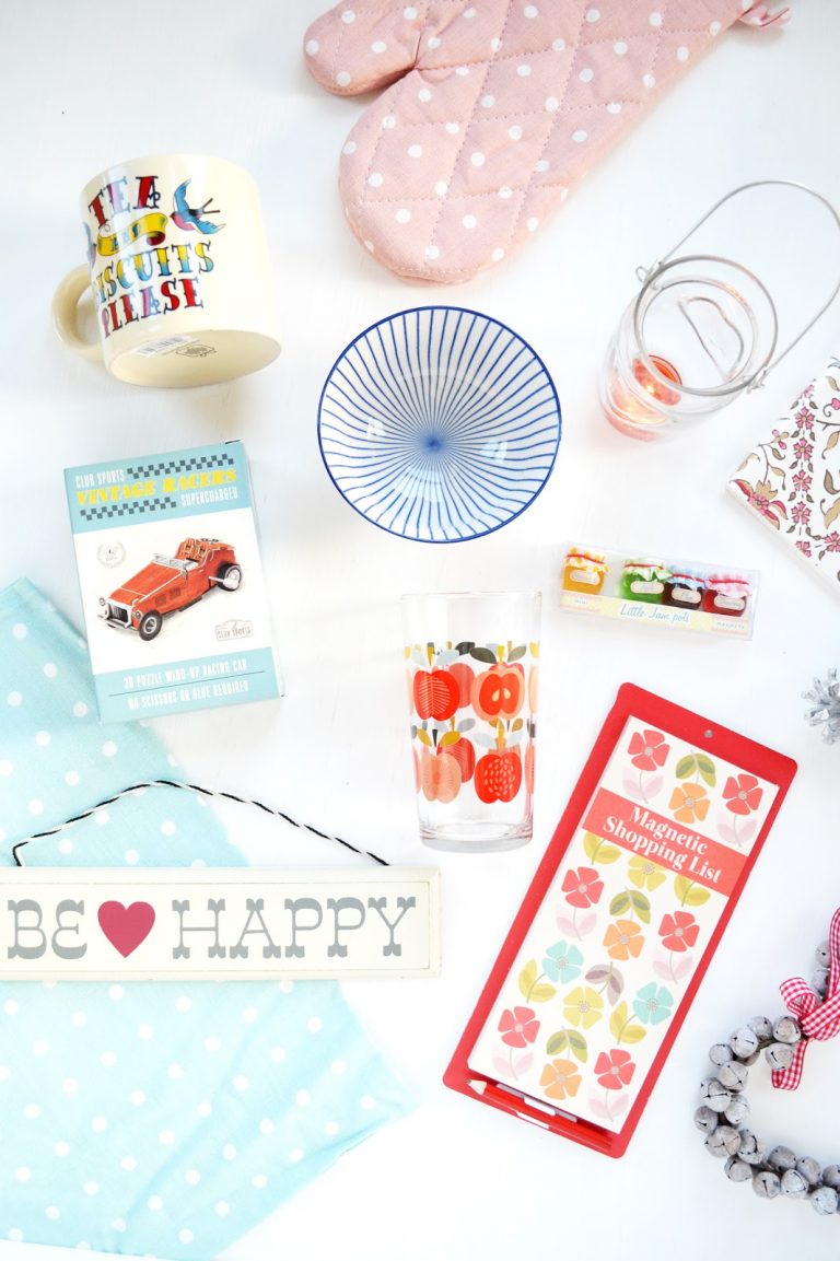 Super Lovely Christmas Gifts For Under £5